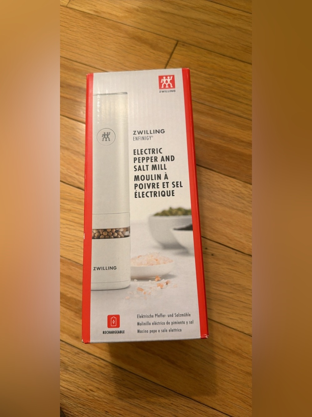 ZWILLING J.A. Henckels White Electric Pepper & Salt Mill